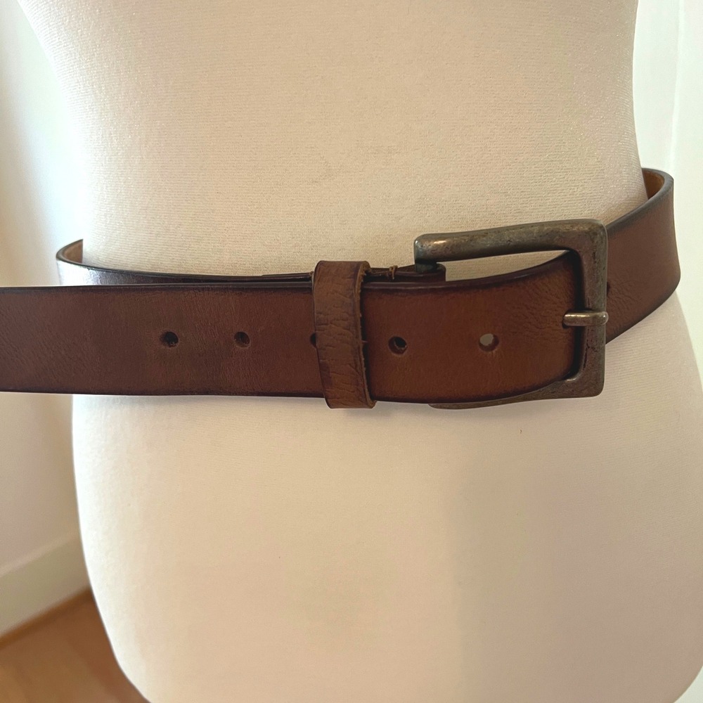 Stone Mountain Brown Mens Genuine Leather Belt Silver Buckle 1.5" Small 30-32
